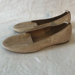 Golden QQ Flats